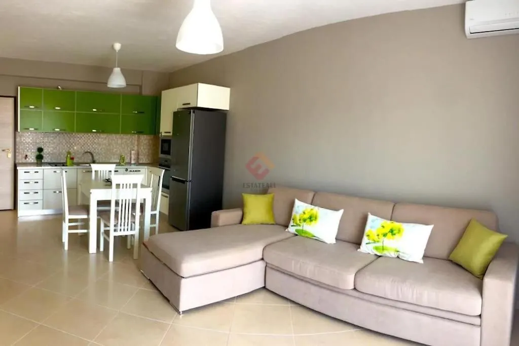 Lungo Mare Appartment Vlorë